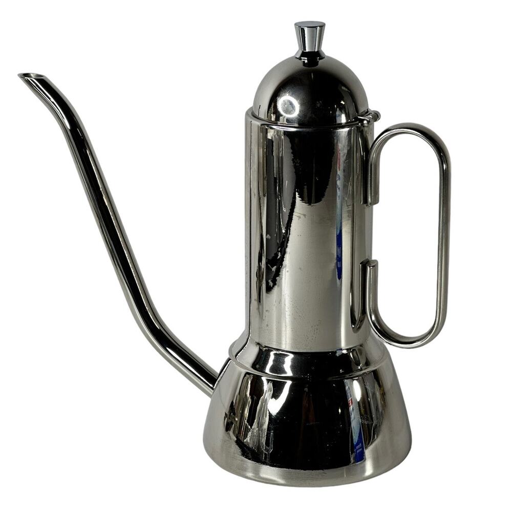 MIU France Fluid 20 Ounce Oil Can 18/10 Made In France Mirror Finish 8”